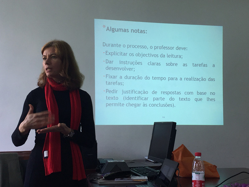 C:\Users\dell\Desktop\LOLA XAVIER教授_副本.jpg