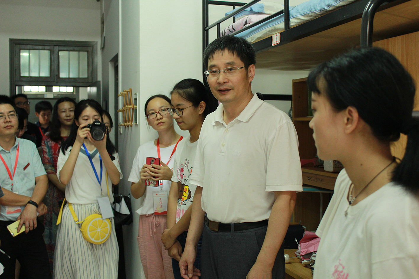 图片4.png 图片4.png